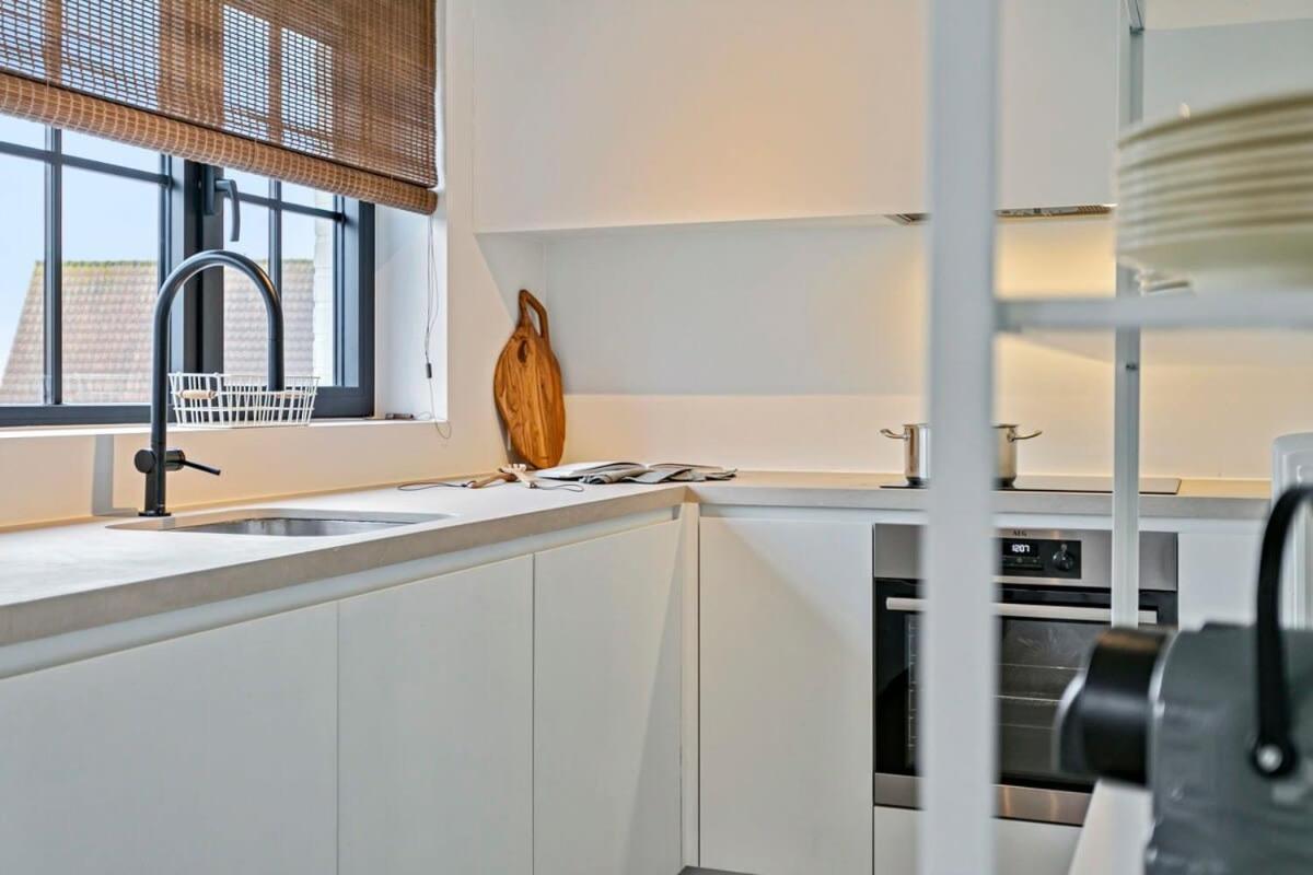 Huswell - Renovated Apartment By The Beach In Knokke-Heist Buitenkant foto