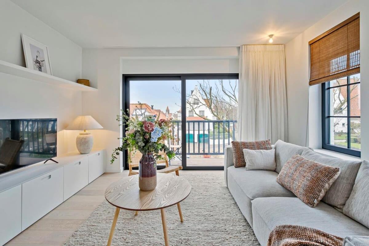 Huswell - Renovated Apartment By The Beach In Knokke-Heist Buitenkant foto